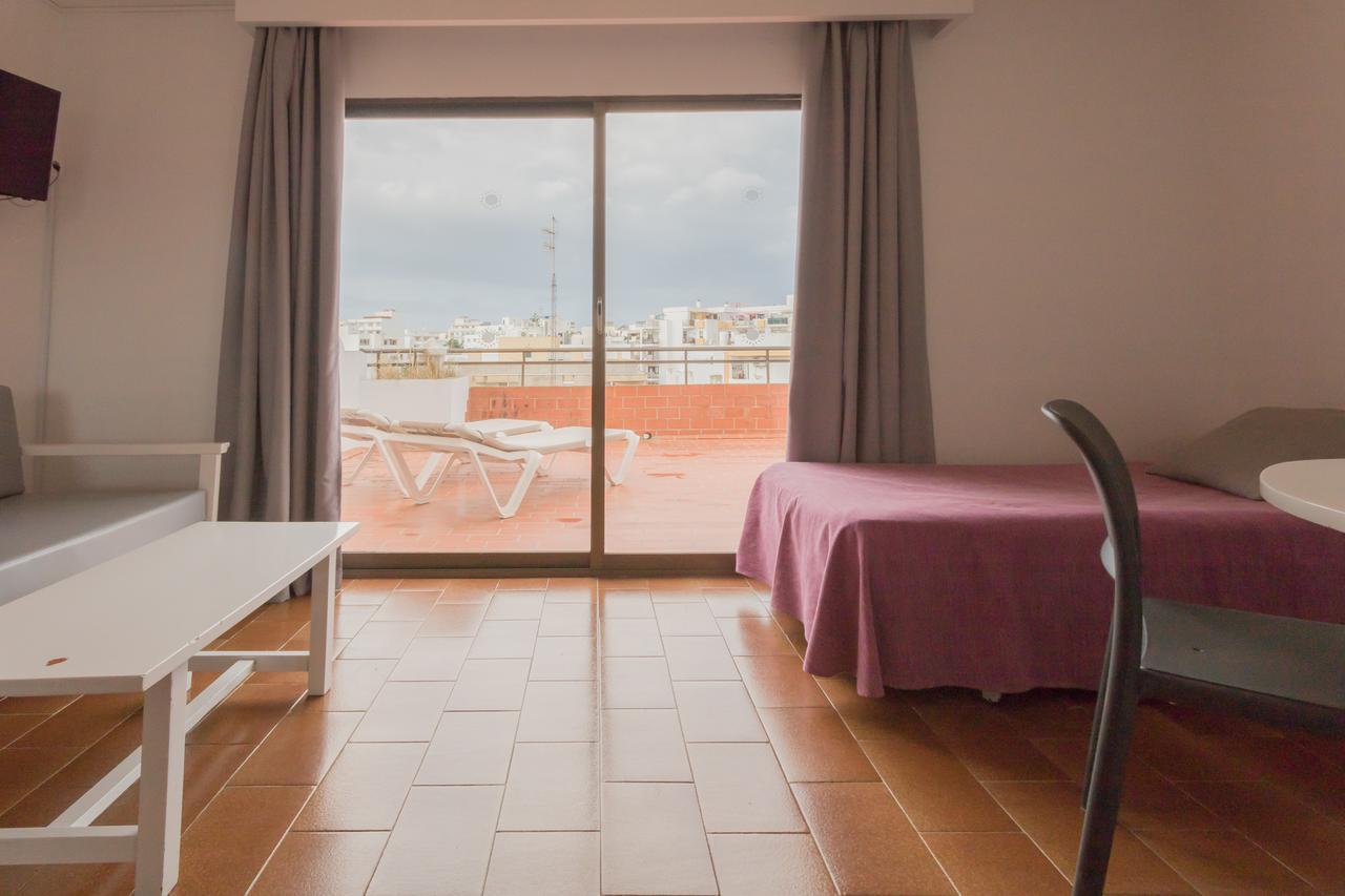Apartamentos Orosol 2 By Typic Hotels Сан-Антонио-Абад Экстерьер фото