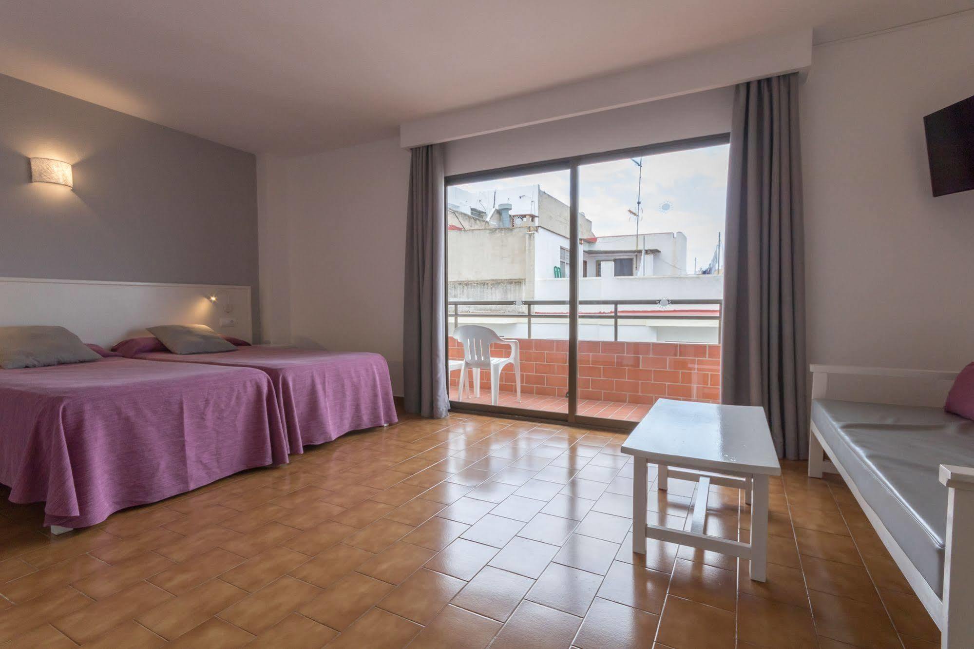 Apartamentos Orosol 2 By Typic Hotels Сан-Антонио-Абад Экстерьер фото